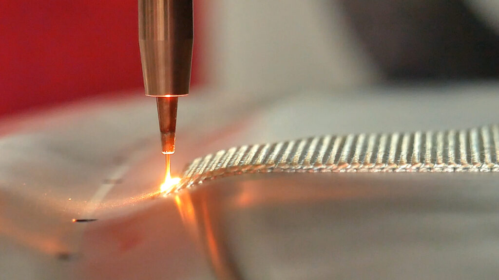Laserdrahtauftragschweißen auf einem Umformwerkzeug