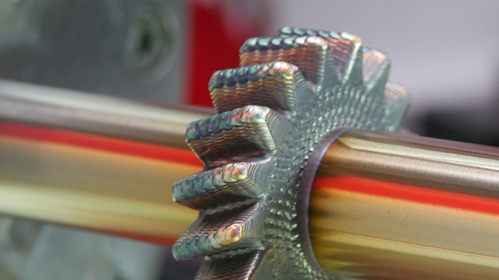 Additive manufacturing of a gear wheel