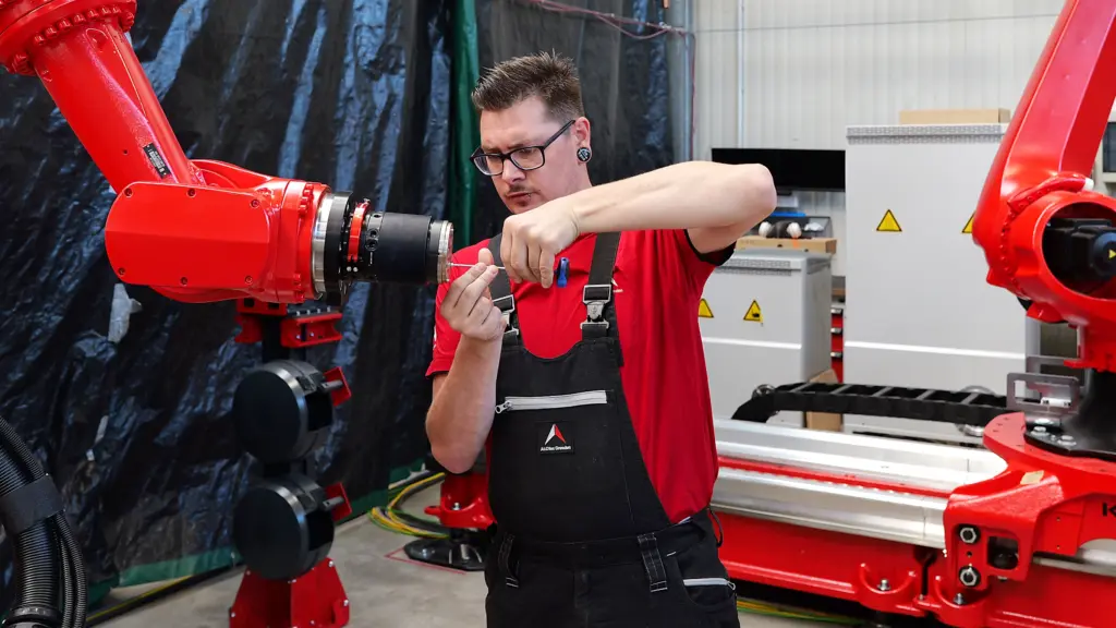 Installation of the quick-change system and the CrashBox