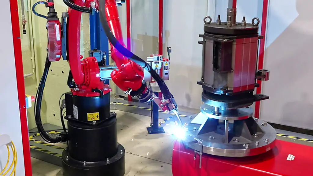 Anlagenbau - Erste Schweißversuche an der Anlage