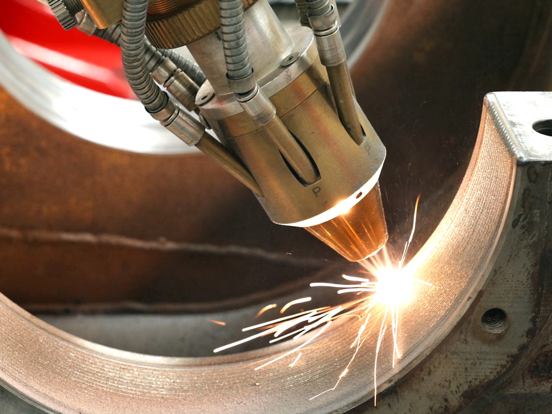 Laser cladding as a repair method for bearing shells and bearing seats in a transmission housing